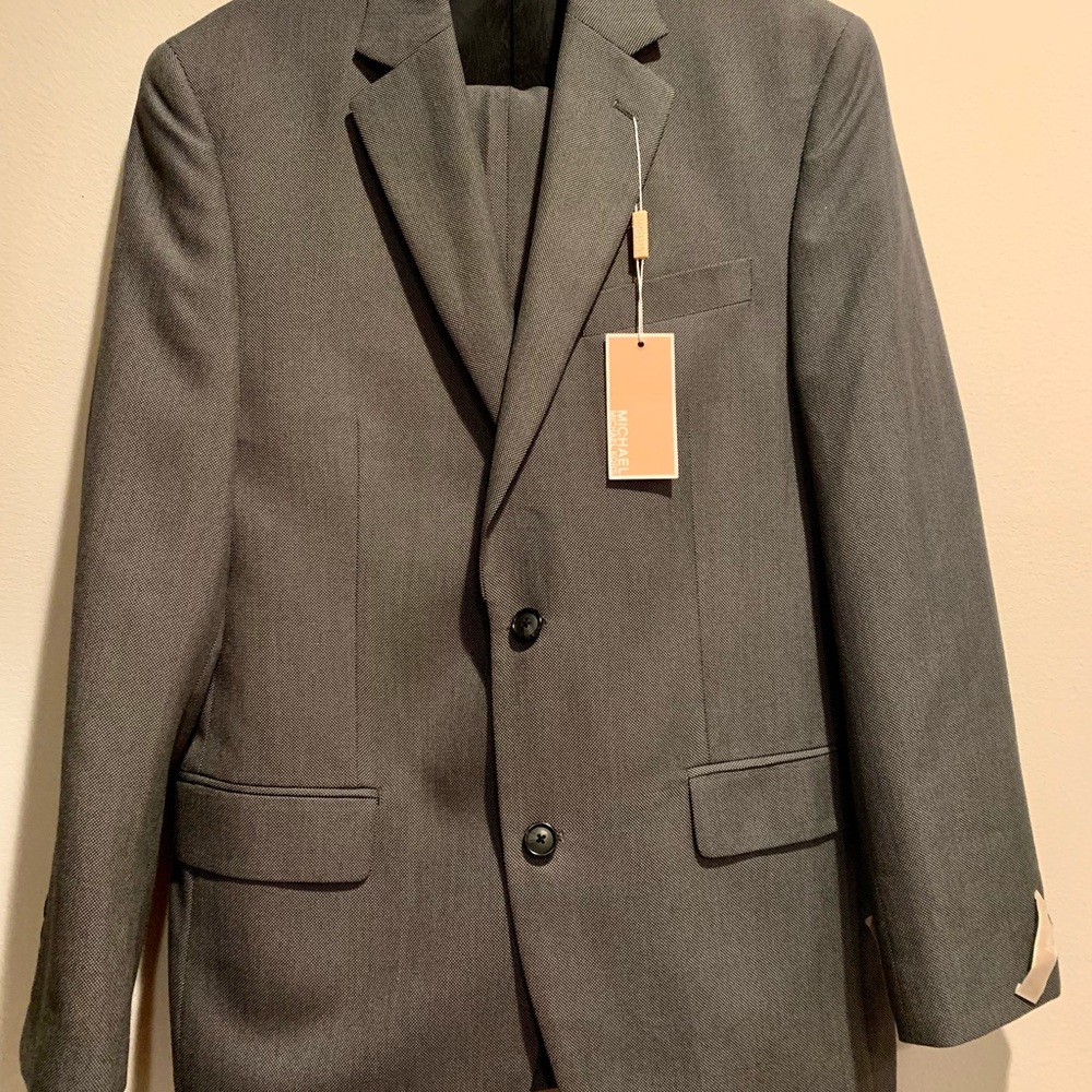 2-piece Michael Kors 38R/31W B&W Suit